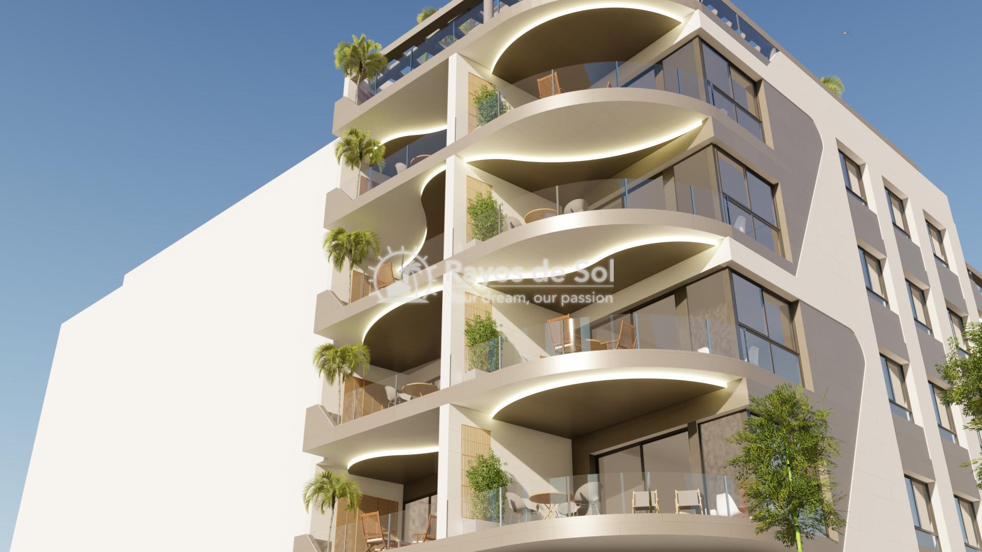 Firstline penthouse right on the beautiful beach of Torrevieja in Torrevieja, Costa Blanca (TOOVAB24-2P) - 12