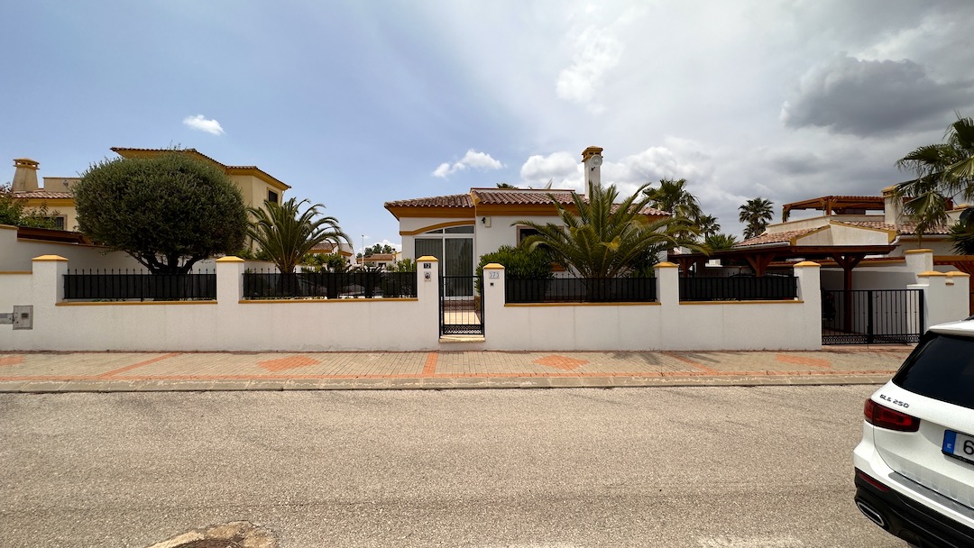 Villa  in Hondon de las Nieves, Costa Blanca (hvh-ori12lm) - 22