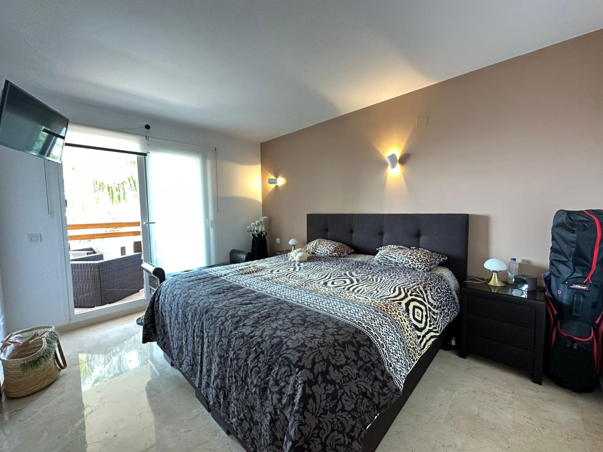 Apartment  in Punta Prima, Torrevieja, Costa Blanca (d2259) - 16