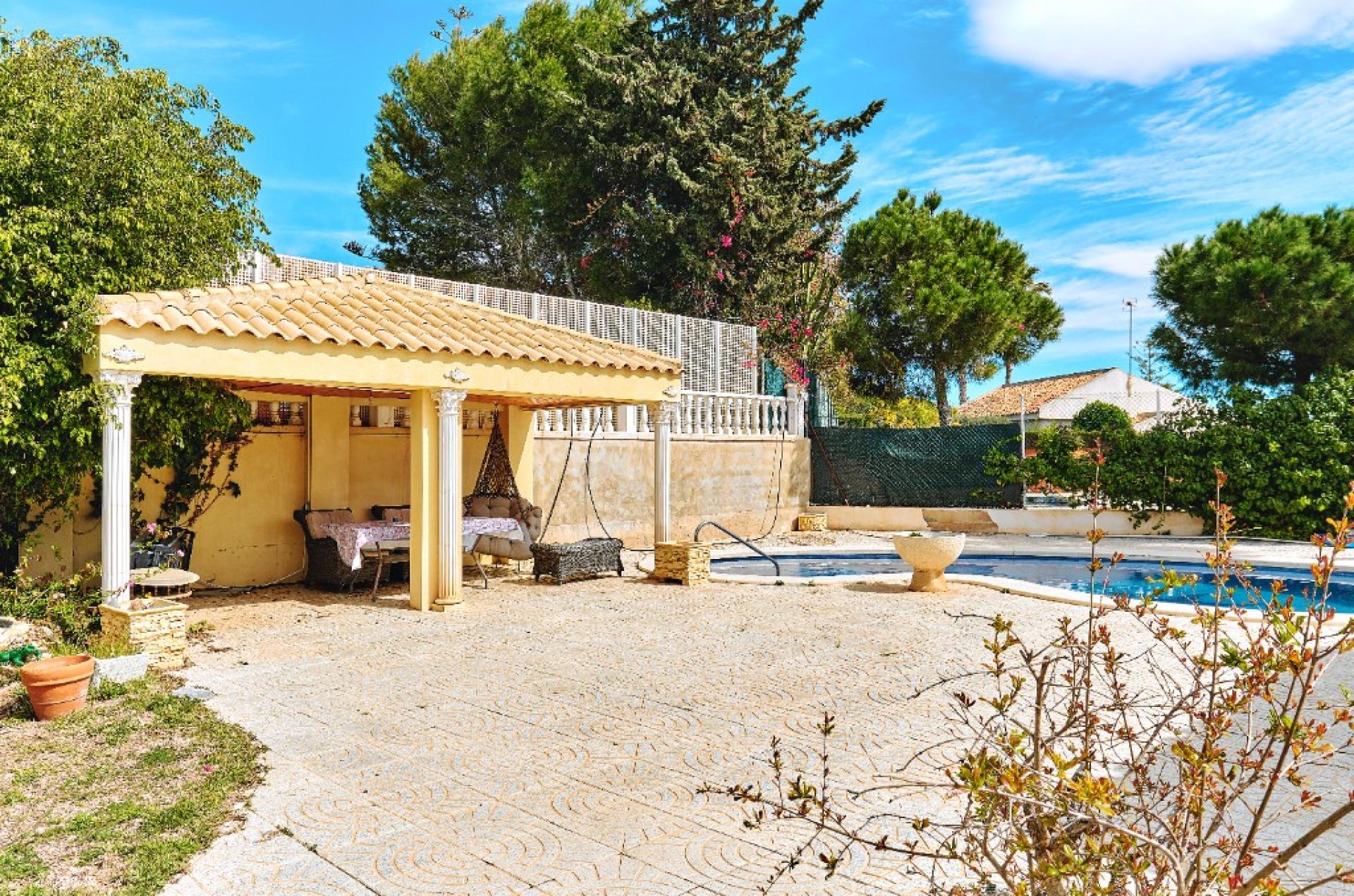 Luxury Villa  in Dehesa De Campoamor, Orihuela Costa, Costa Blanca (d3399) - 44