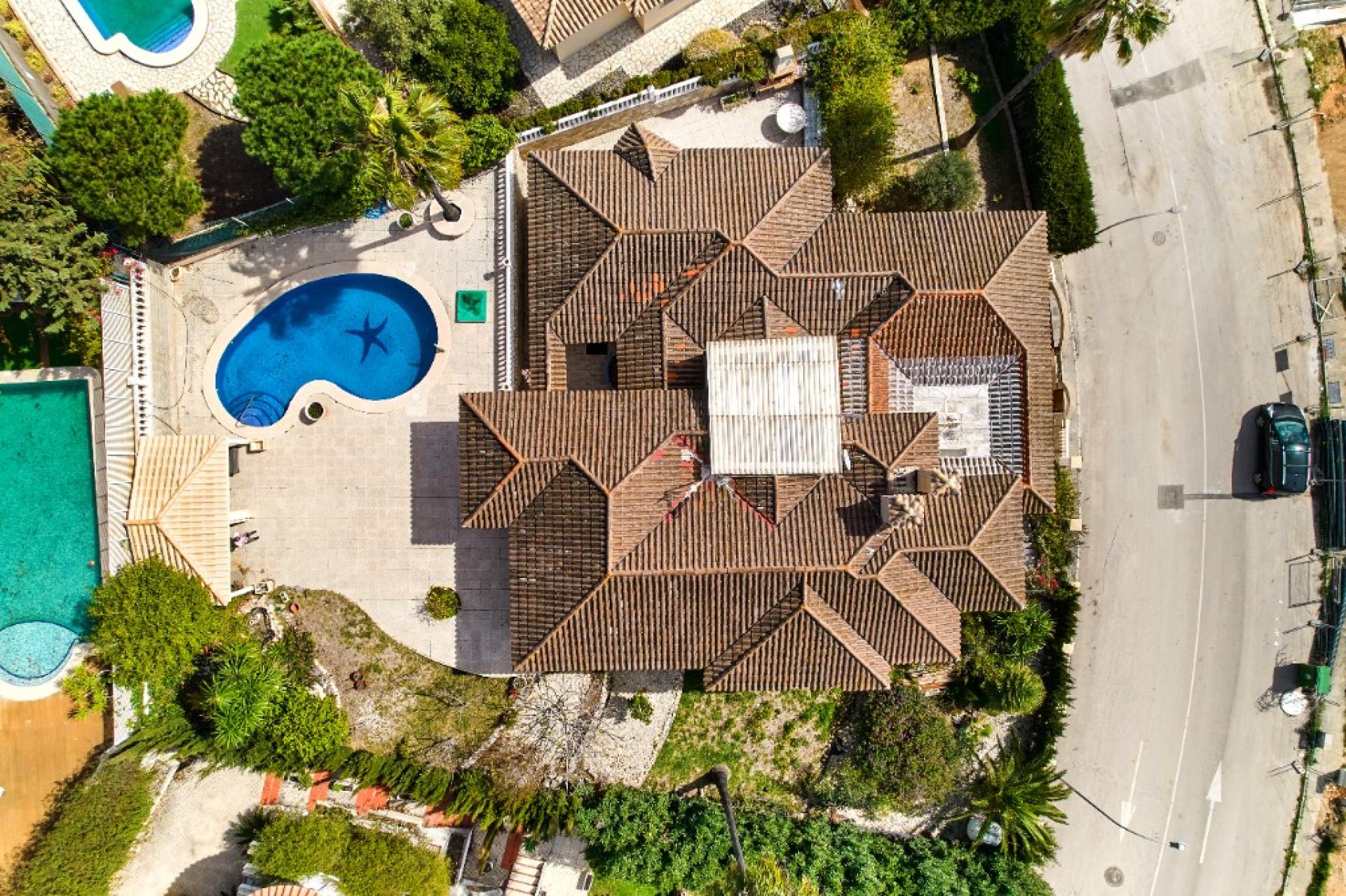 Luxury Villa  in Dehesa De Campoamor, Orihuela Costa, Costa Blanca (d3399) - 50