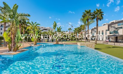 Apartment - Resale - El Raso - El Raso