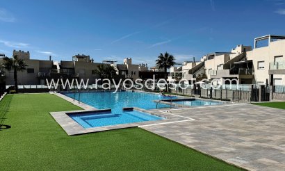 Apartment - Resale - Torrevieja - Aguas Nuevas