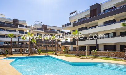 Appartement - Herverkoop - Orihuela Costa - BC-17701