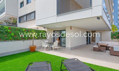 Appartement - Herverkoop - Orihuela Costa - Dehesa de Campoamor