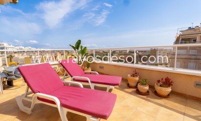 Appartement - Herverkoop - Orihuela Costa - Villamartín