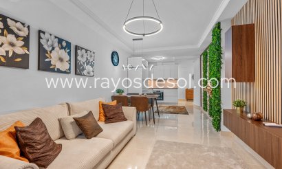 Appartement - Herverkoop - Torrevieja - CB-91428