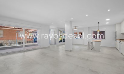 Appartement - Herverkoop - Torrevieja - Playa del Acequión