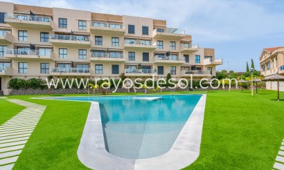Appartement - Wiederverkauf - Orihuela Costa - La Zenia