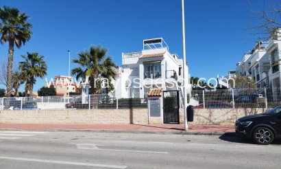 Appartement - Wiederverkauf - Torrevieja - CW-76629