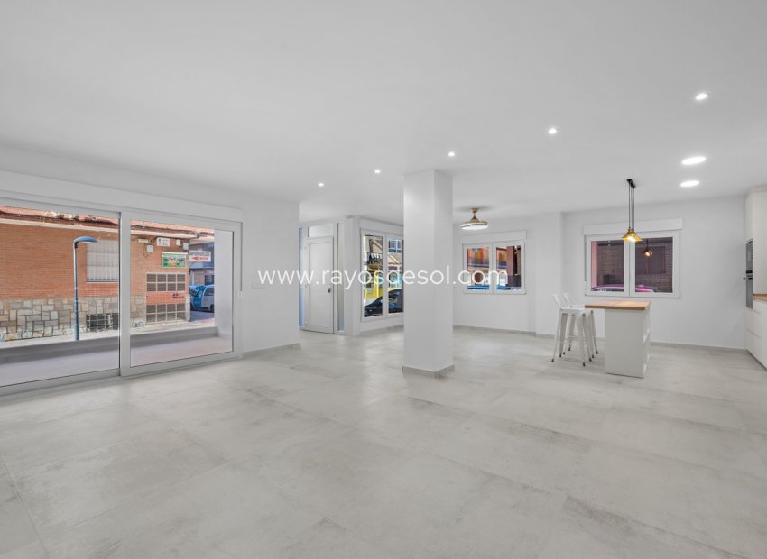 Herverkoop - Appartement - Torrevieja - Playa del Acequión