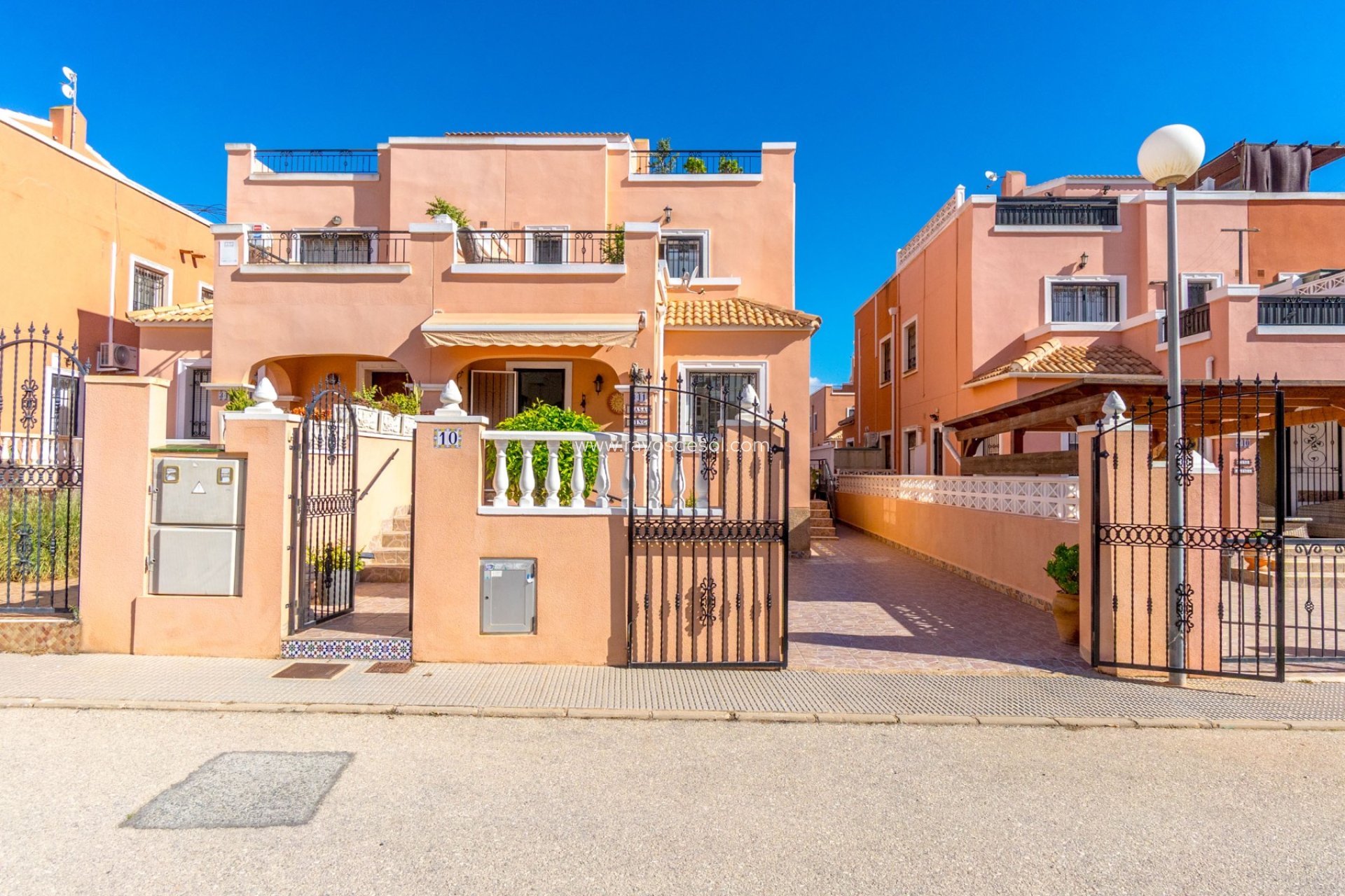 Herverkoop - Huis - Montesinos - La Herrada