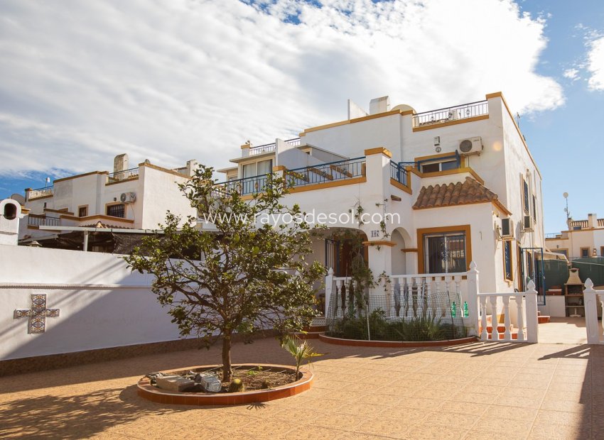 Herverkoop - Huis - Torrevieja - Jardin Del Mar