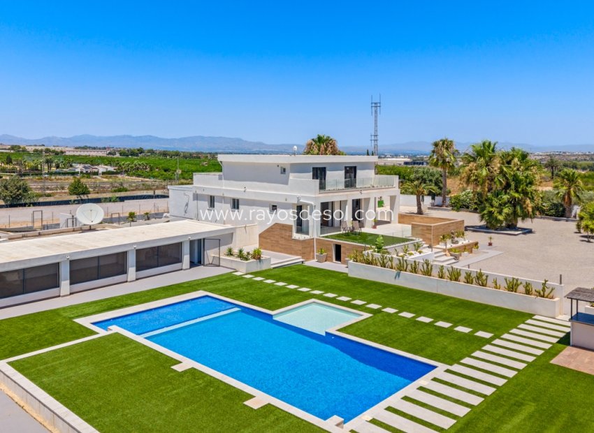 Herverkoop - Landhuis - Finca - Montesinos - La Herrada