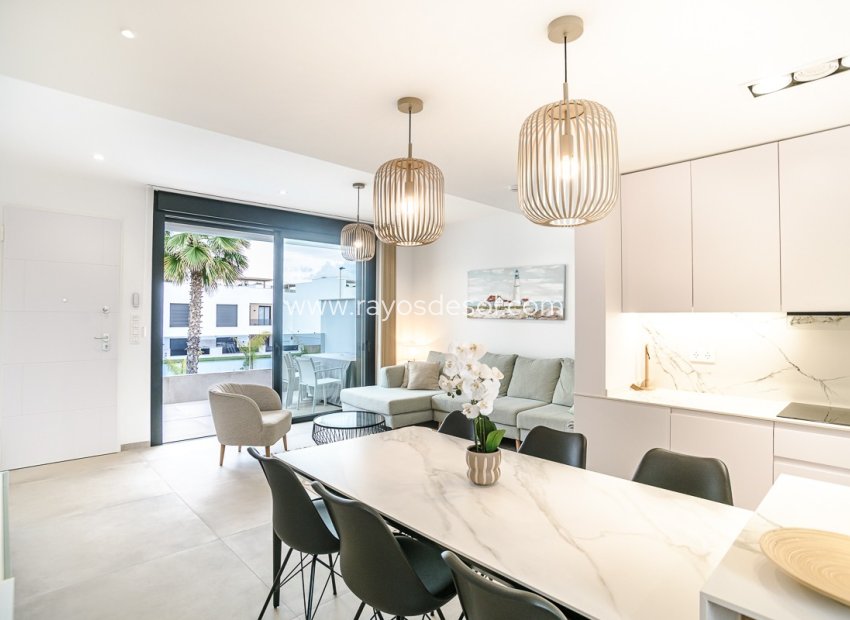 Herverkoop - Penthouse - LO PAGÁN