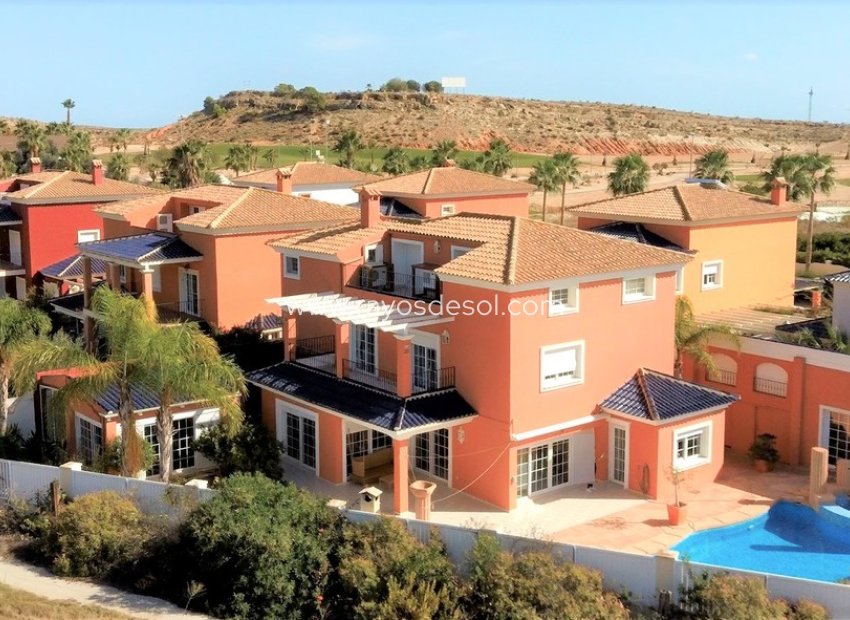 Herverkoop - Villa - Altaona Golf and Country Village