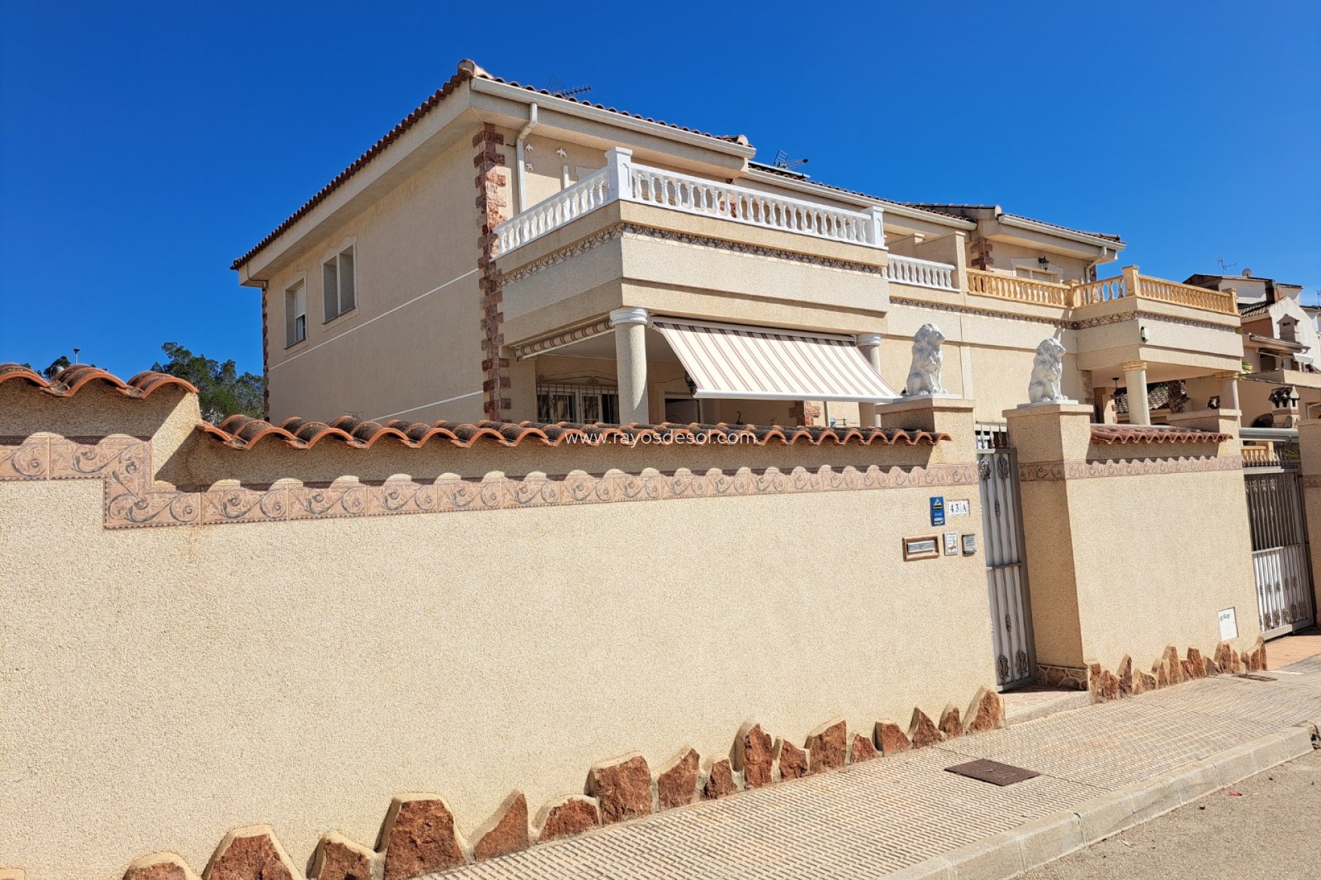 Herverkoop - Villa - Benijofar