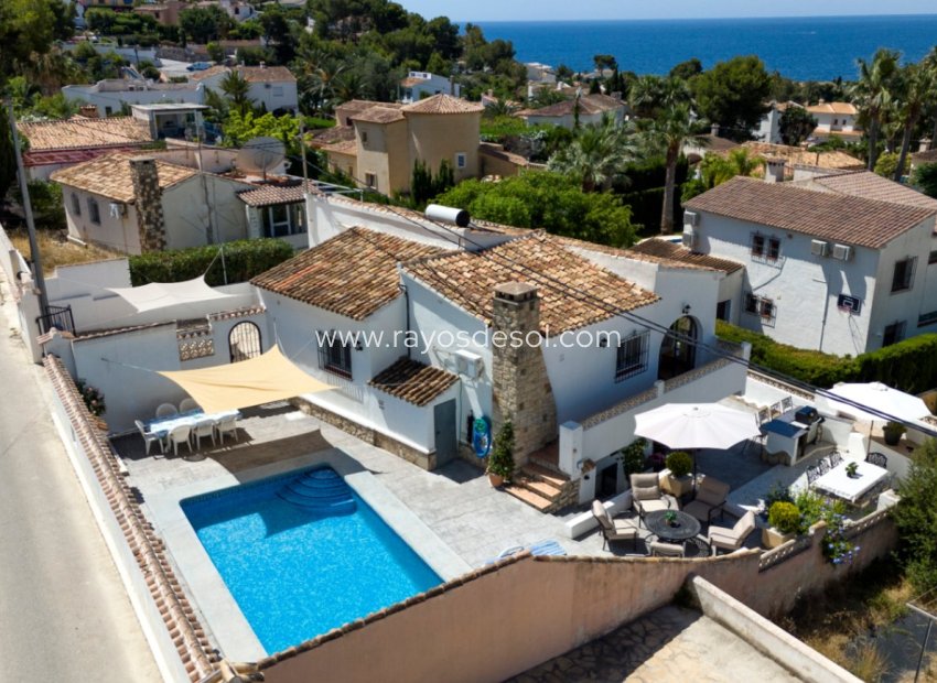 Herverkoop - Villa - Benissa - Baladrar