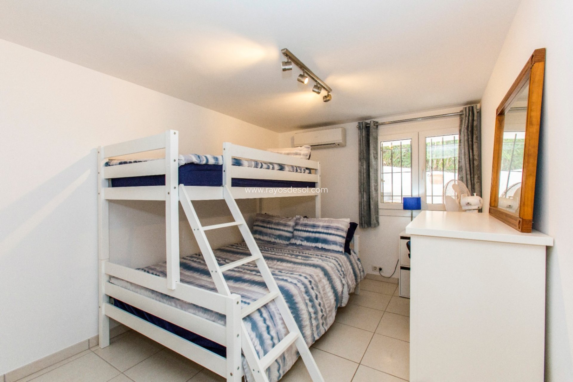 Herverkoop - Villa - Benissa - Baladrar