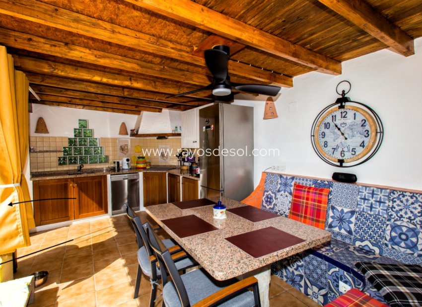 Herverkoop - Villa - Benissa - La Viña