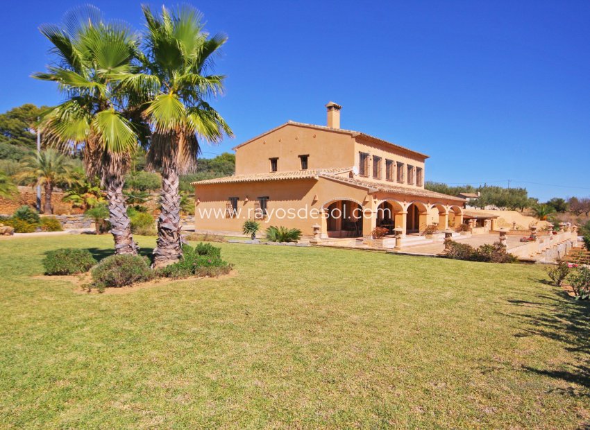 Herverkoop - Villa - Benissa