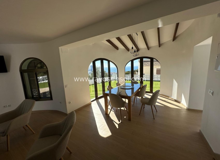 Herverkoop - Villa - Calpe - 03710