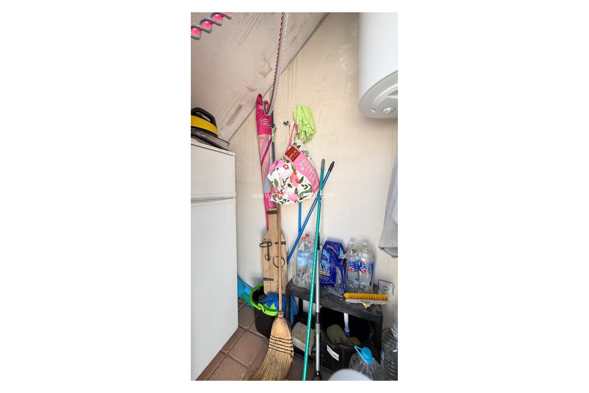 Herverkoop - Villa - Hondón de las Nieves