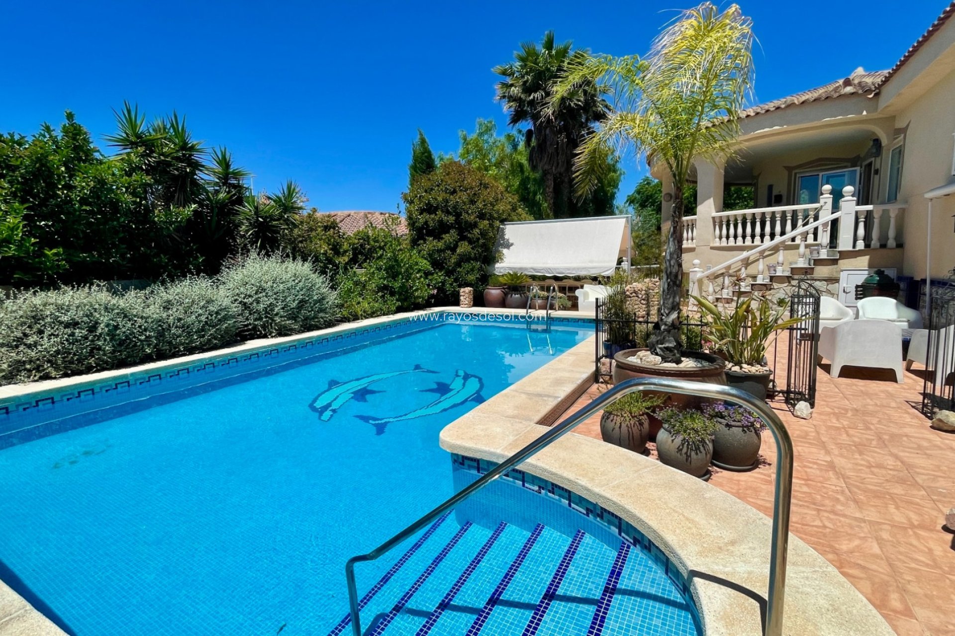 Herverkoop - Villa - Hondón de las Nieves