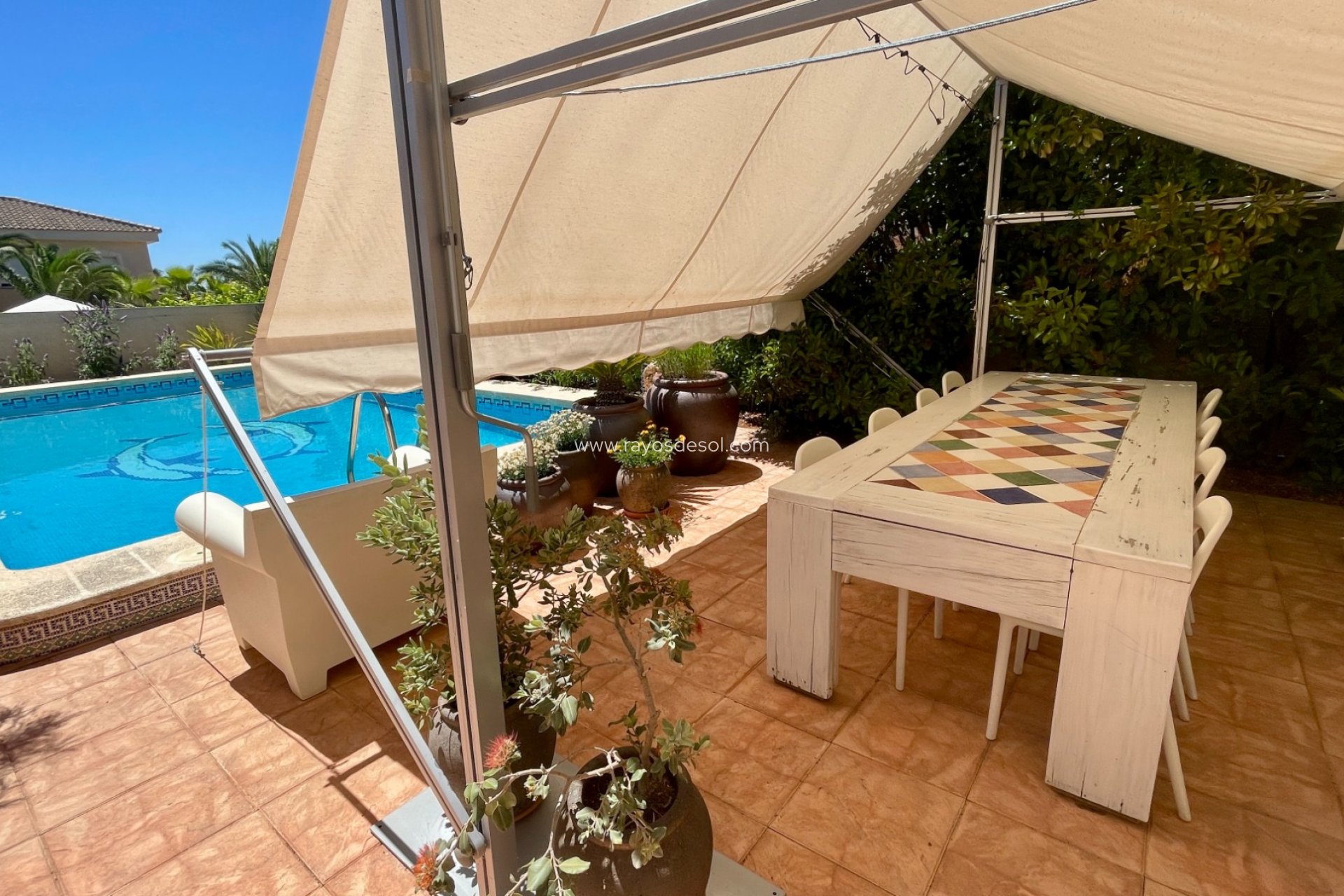 Herverkoop - Villa - Hondón de las Nieves