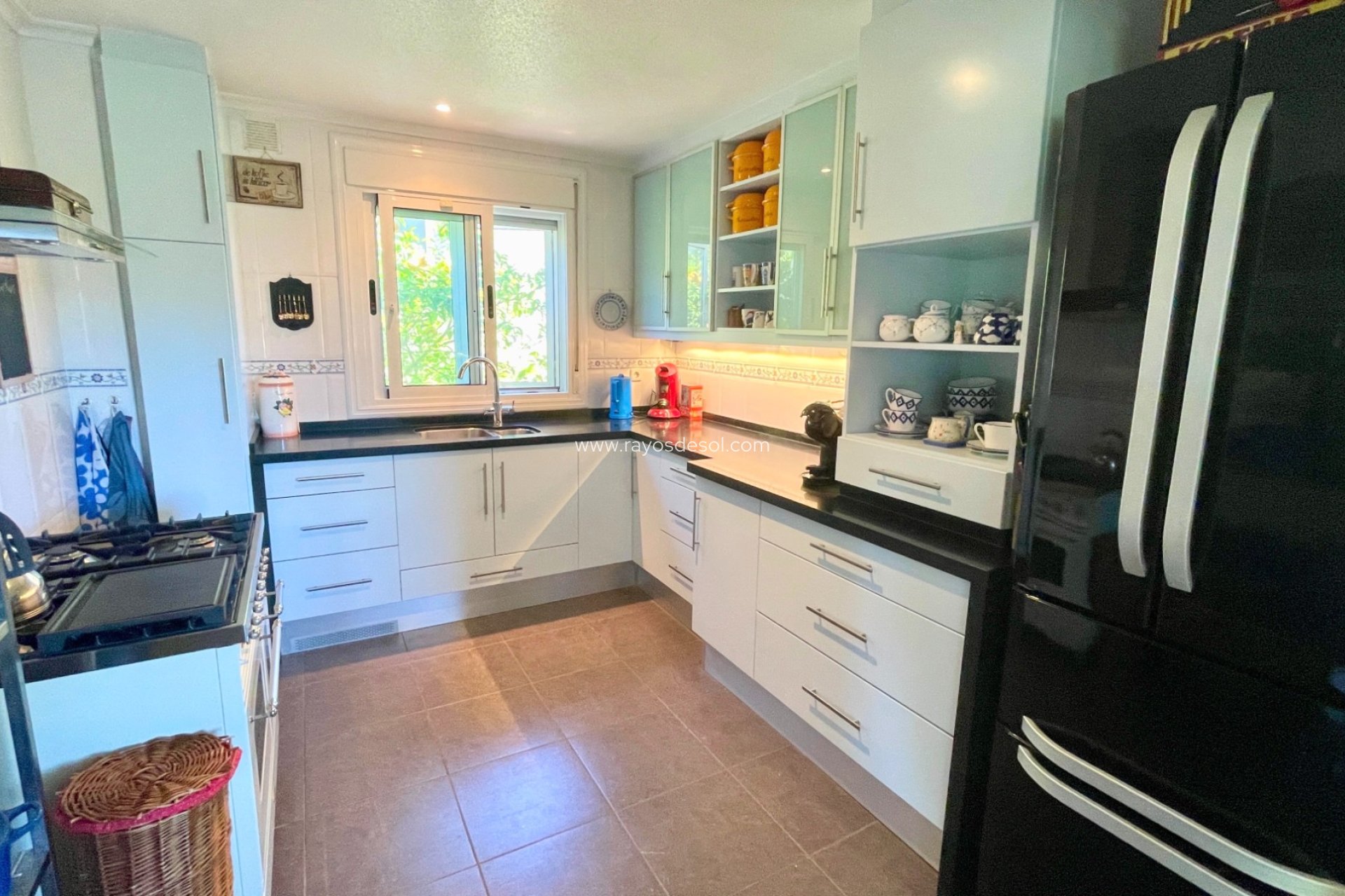 Herverkoop - Villa - Hondón de las Nieves