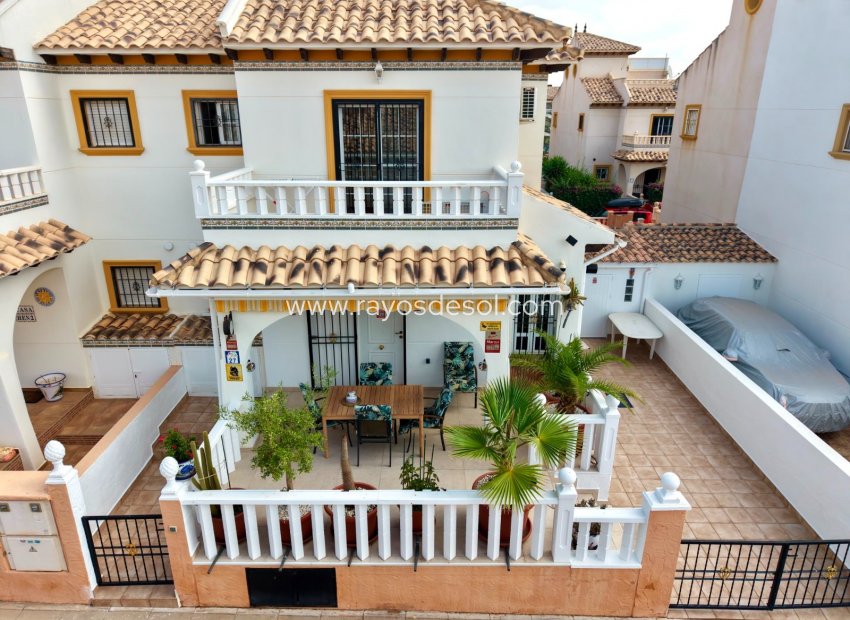 Herverkoop - Villa - Lomas de Cabo Roig - Orihuela Costa
