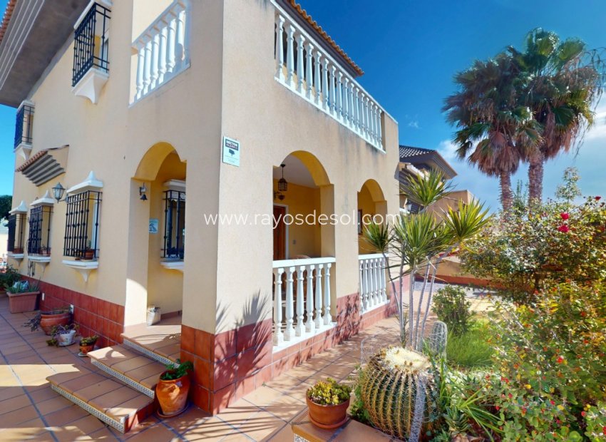 Herverkoop - Villa - Los Alcazares