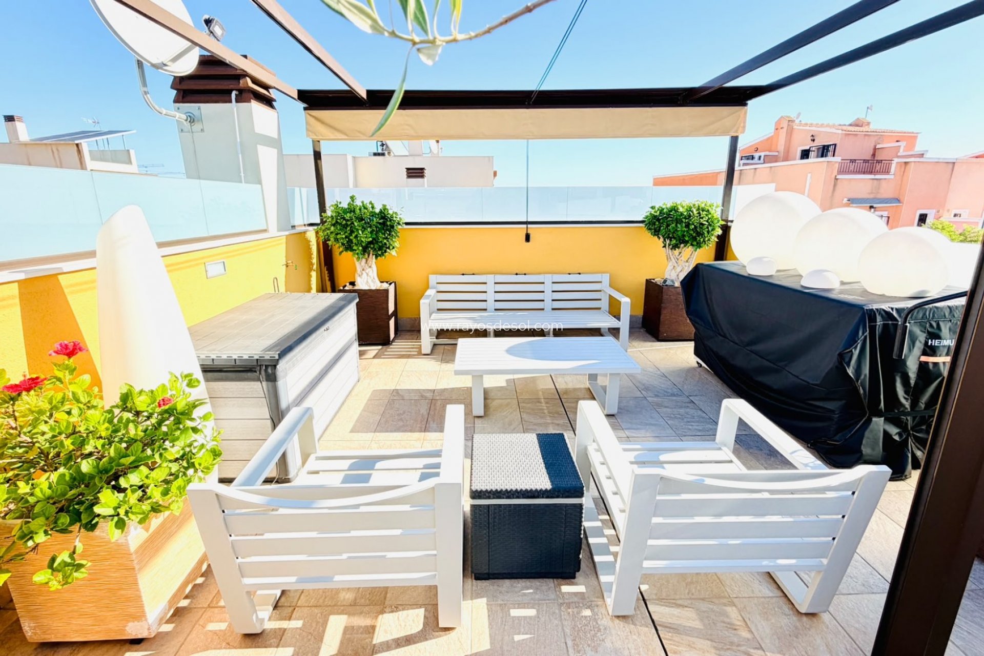 Herverkoop - Villa - Montesinos - La Herada