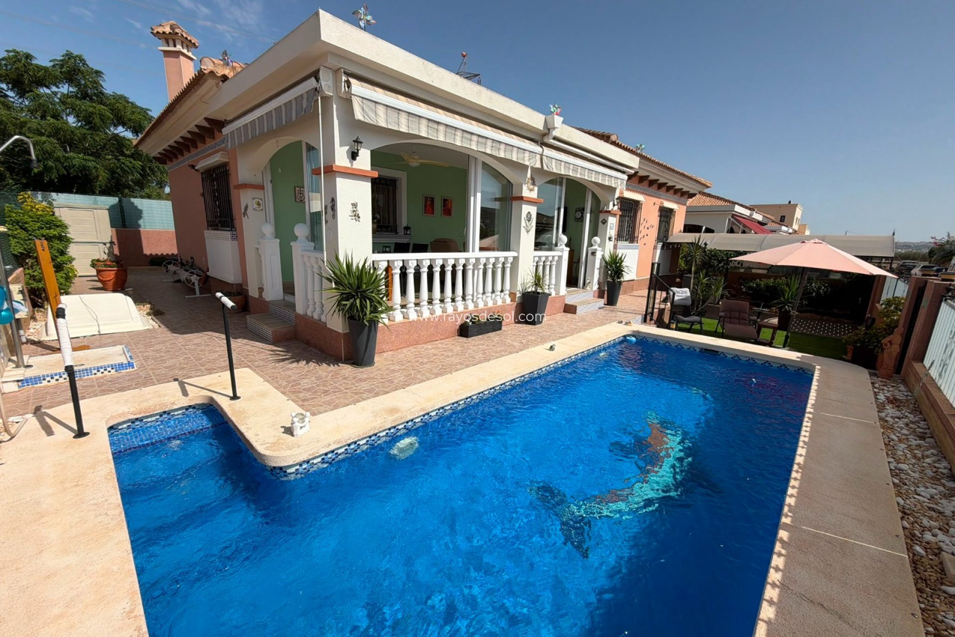 Herverkoop - Villa - Montesinos - La Herrada
