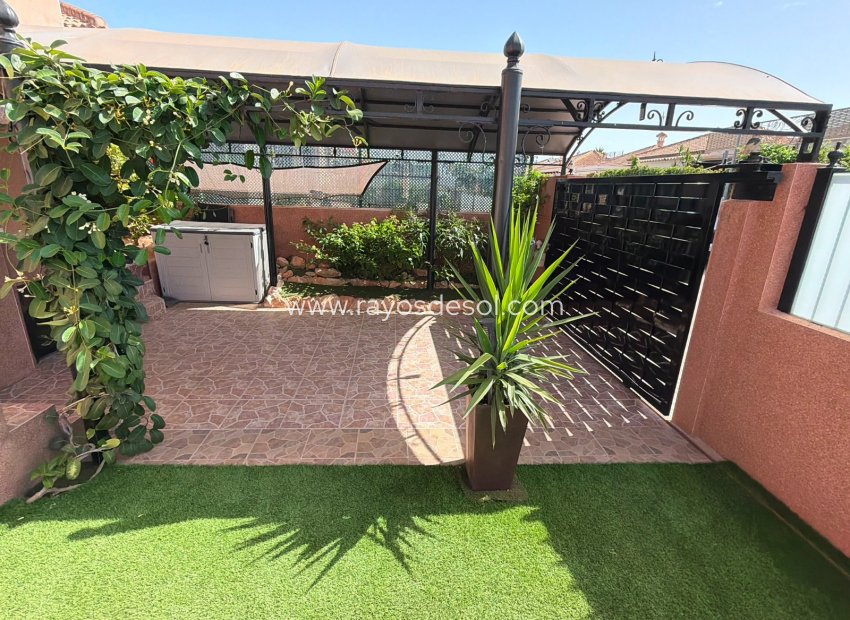 Herverkoop - Villa - Montesinos - La Herrada