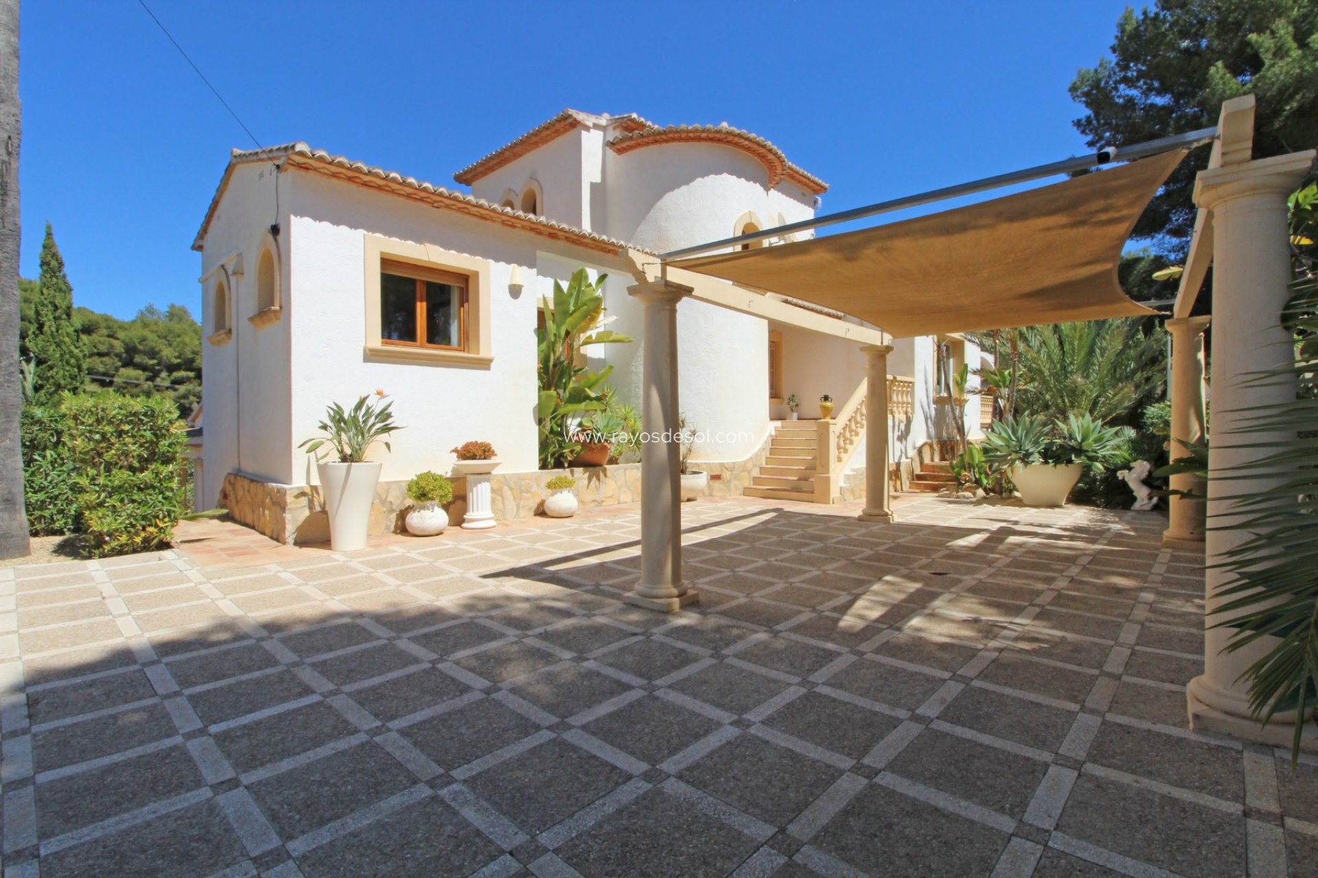 Herverkoop - Villa - Moraira - Cometa