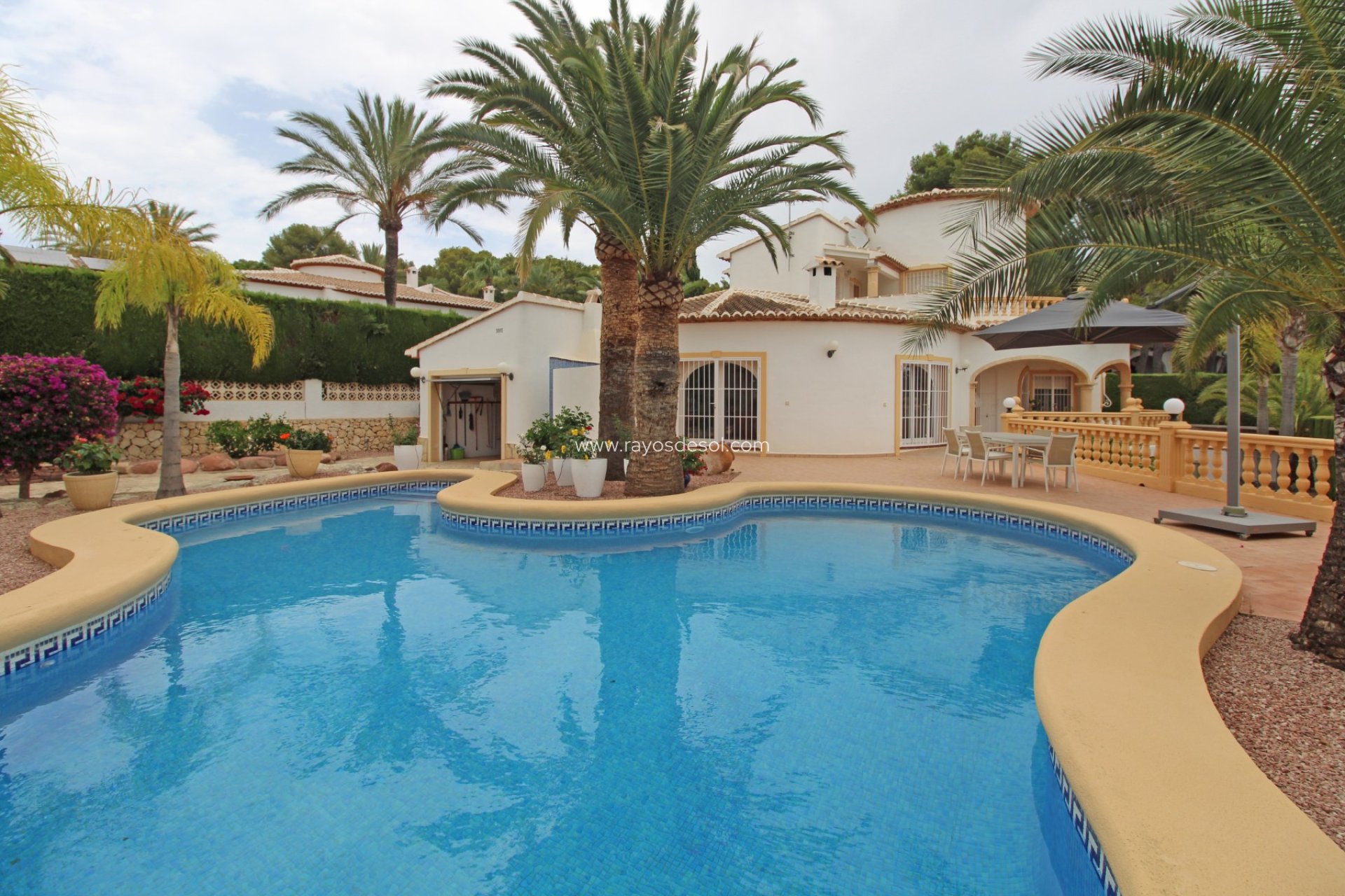 Herverkoop - Villa - Moraira - Cometa