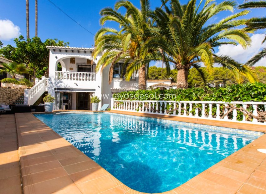 Herverkoop - Villa - Moraira - Cometa