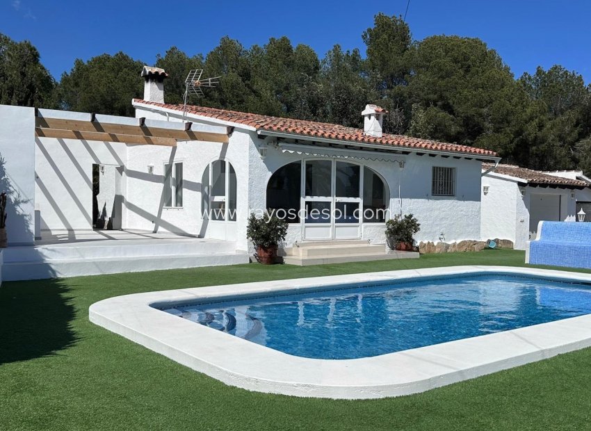 Herverkoop - Villa - Moraira - La Sabatera