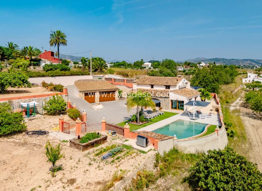 Herverkoop - Villa - Moraira