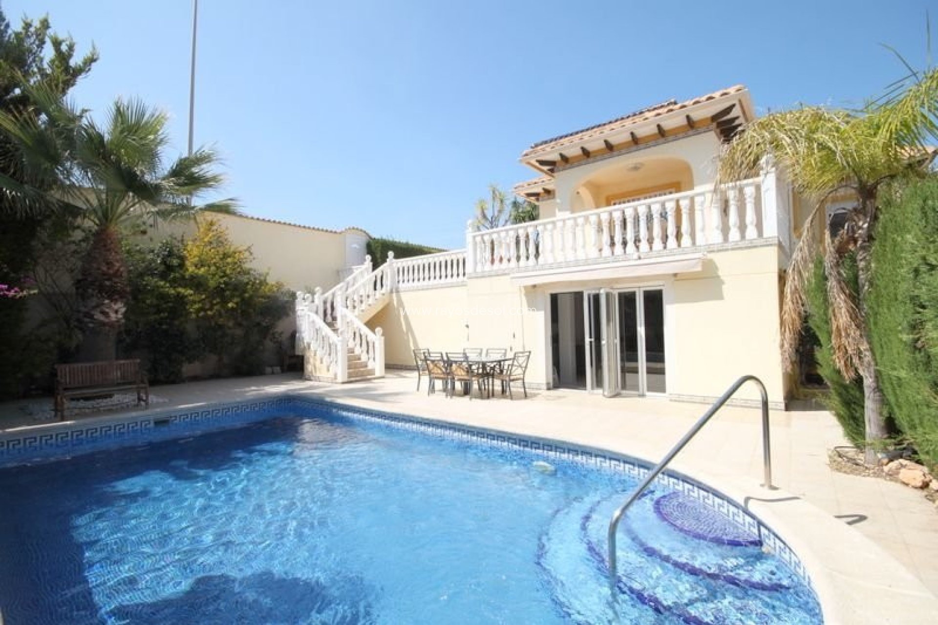 Herverkoop - Villa - Orihuela Costa - Cabo roig - La Zenia