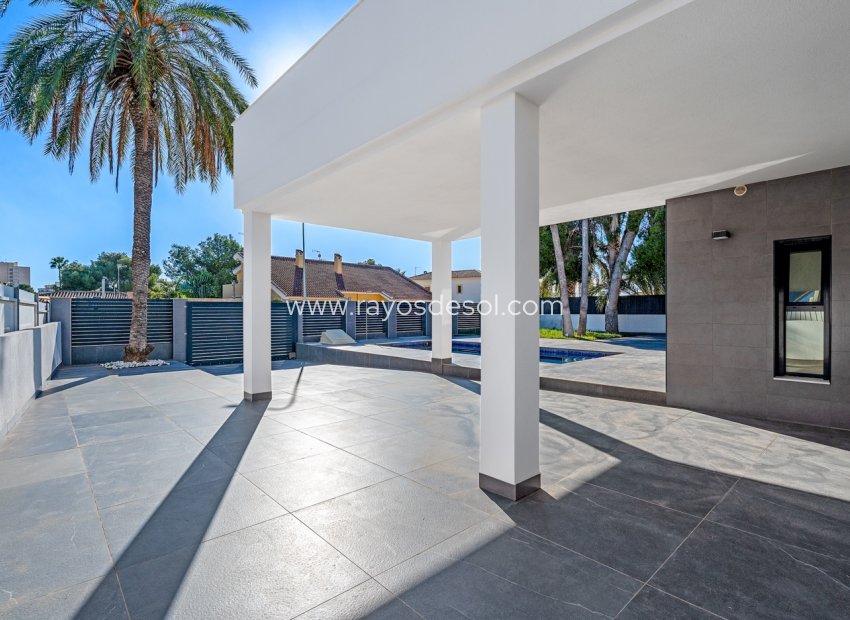 Herverkoop - Villa - Orihuela Costa - Campoamor