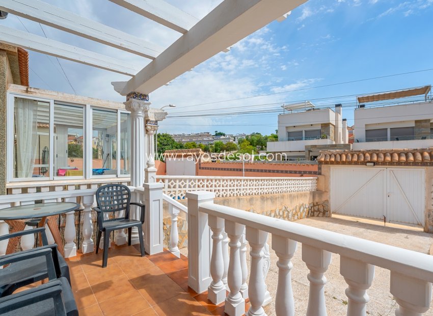 Herverkoop - Villa - Orihuela Costa - El Galan
