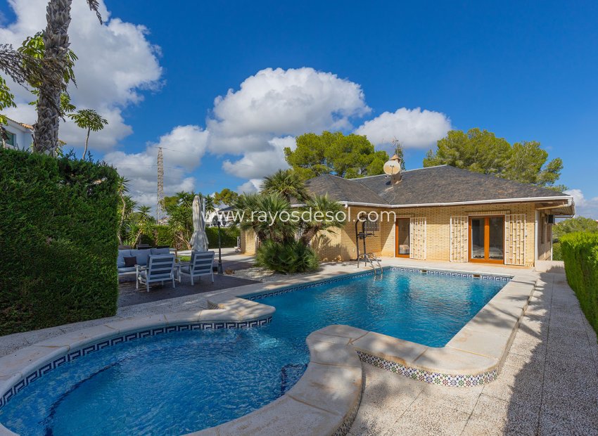 Herverkoop - Villa - Orihuela Costa - Las Filipinas