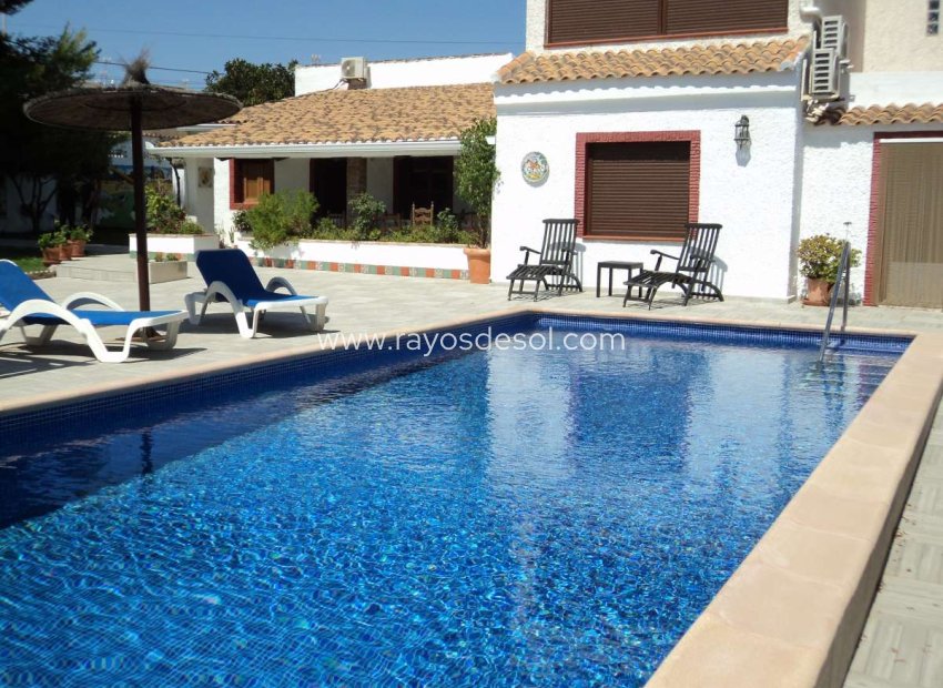 Herverkoop - Villa - Orihuela Costa - Lomas de Cabo Roig