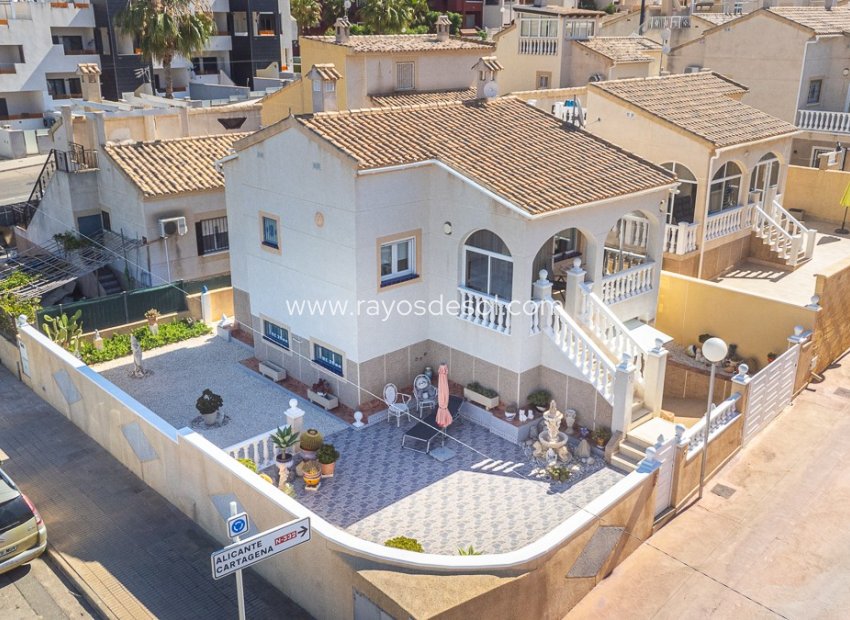 Herverkoop - Villa - Orihuela Costa - Los Altos