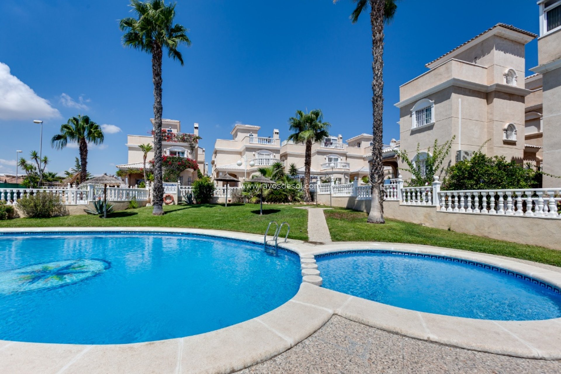 Herverkoop - Villa - Orihuela Costa - Los Altos