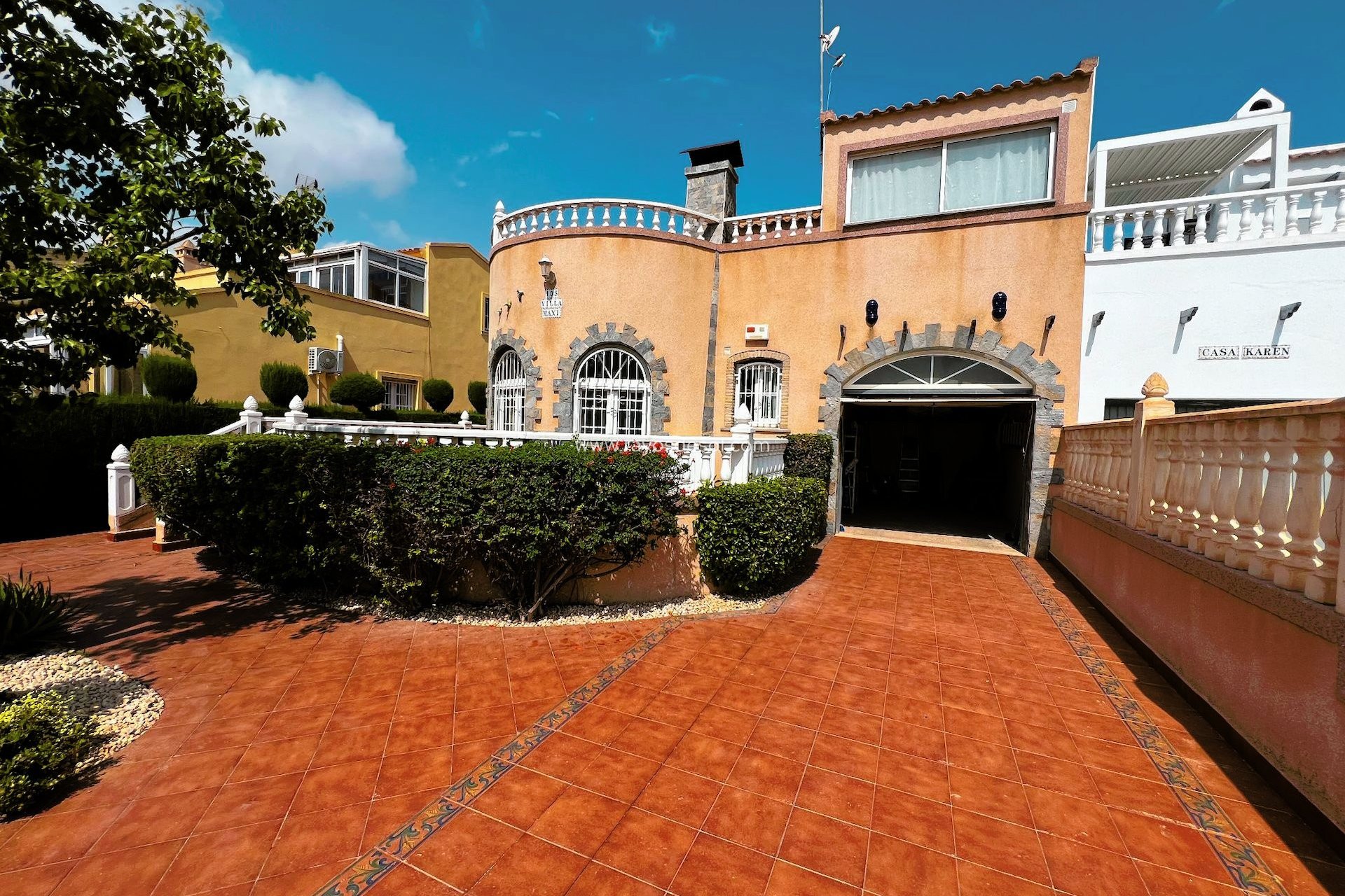 Herverkoop - Villa - Orihuela Costa - Playa Flamenca