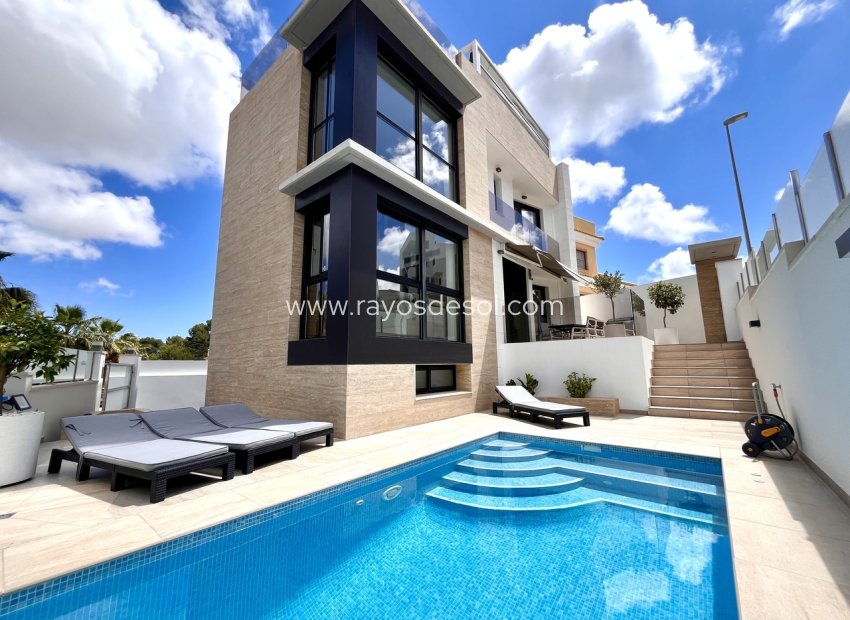 Herverkoop - Villa - Orihuela Costa - Villamartín