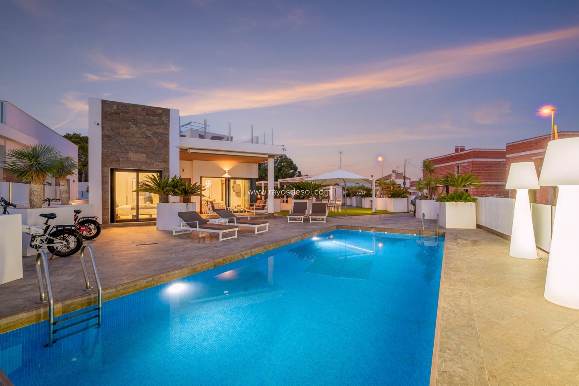 Herverkoop - Villa - Orihuela Costa - Villamartín